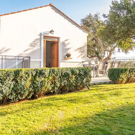 Apithano Heated Pool On Demand Holiday home *